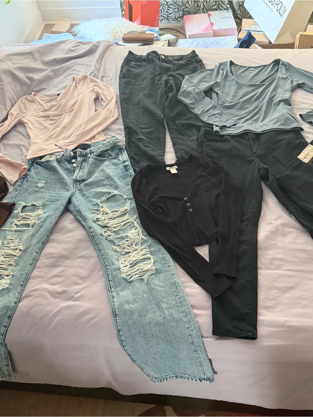 Casual Mixed Tops & Jeans Bundle - Black, Light Blue, Pink, Gray